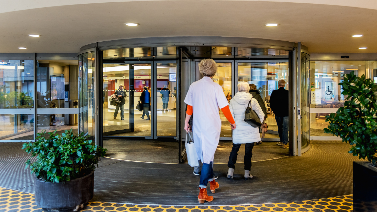 improving-patient-flow-and-hygiene-in-hospitals